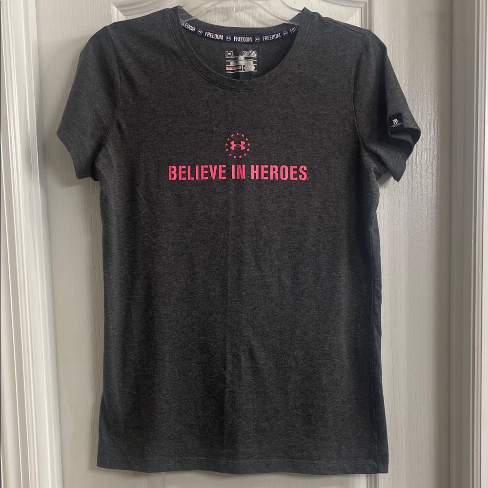 Under Armour Women's Dark Gray Tee with Pink Print